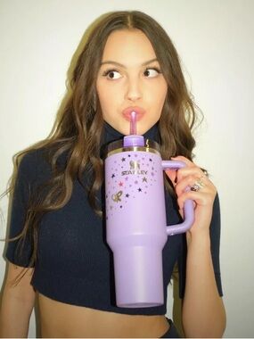 Olivia Rodrigo Limited Edition 40oz Stanley
